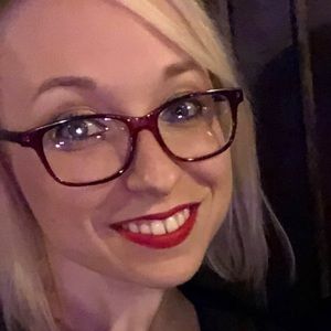 Meet your Posher, Ma